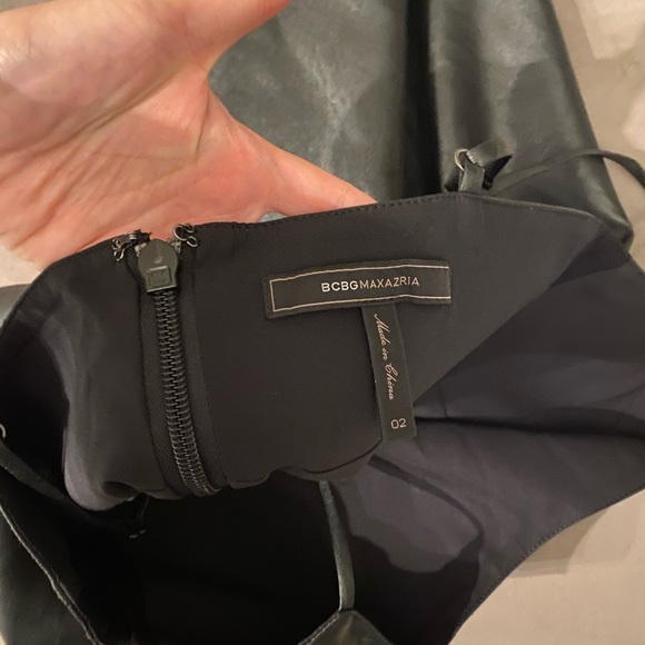 Sling sheath feather dress - Picture 4 of 4